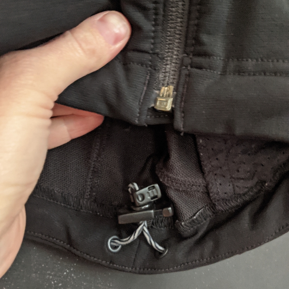 W's Mountain Hardware Softshell Jacket - image 6